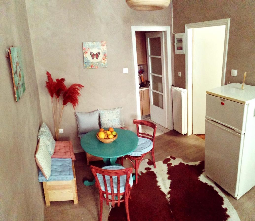 Gemutliches Appartment Im Herzen Von Athen Exterior foto